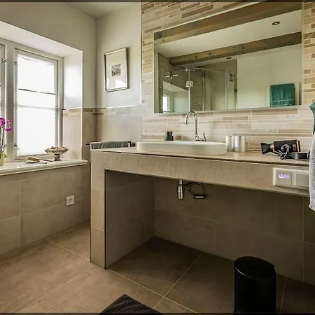 Muellershaus Glueck Zu * Tetenbull