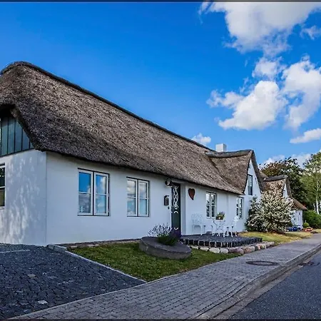 Muellershaus Glueck Zu Tetenbull